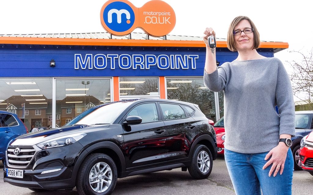 ANT N DEC SATURDAY NIGHT TAKEAWAY WINNER VANESSA ANTHONY DRIVES AWAY IN NEW CAR FROM MOTORPOINT