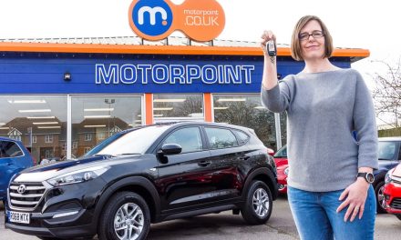 ANT N DEC SATURDAY NIGHT TAKEAWAY WINNER VANESSA ANTHONY DRIVES AWAY IN NEW CAR FROM MOTORPOINT