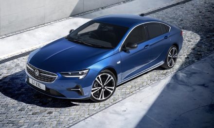 VAUXHALL ANNOUNCES PRICING FOR NEW INSIGNIA