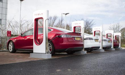 TESLA SUPERCHARGERS NAMED BRITAIN’S BEST EV CHARGING NETWORK BY USERS