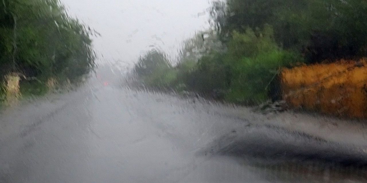 DAZZLING SUN AND HEAVY DOWNPOURS CAN PRESENT SEASONAL DRIVING CHALLENGES