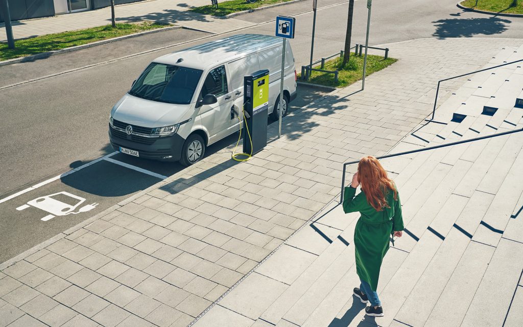 VOLKSWAGEN COMMERCIAL VEHICLES LAUNCHES FIRST ALL-ELECTRIC VAN IN THE UK WITH ABT eTRANSPORTER 6.1