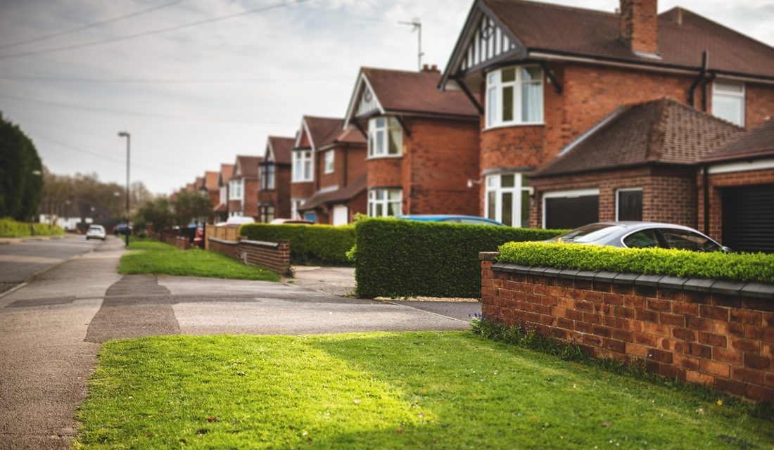 EMPTY DRIVEWAYS EARN HOMEOWNERS MORE THAN £1,000 PER YEAR IN 25 TOWNS AND CITIES