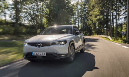 STAY CONNECTED WITH THE MAZDA MX-30