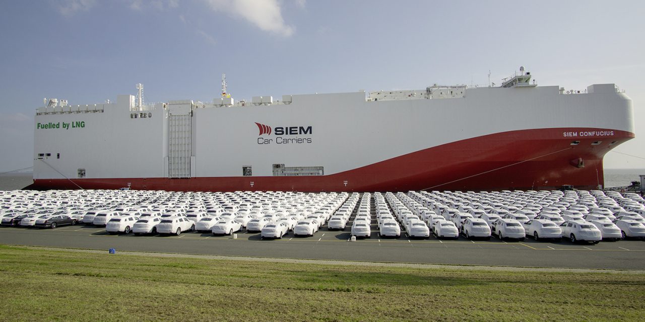 FIRST OVERSEAS CAR FREIGHTER WITH LOW-EMISSION LNG PROPULSION IN SERVICE FOR VOLKSWAGEN GROUP