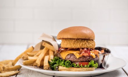 HARD ROCK CAFE® MANCHESTER HONOURS FRONTLINE HEALTHCARE WORKERS WITH FREE LEGENDARY® STEAK BURGER