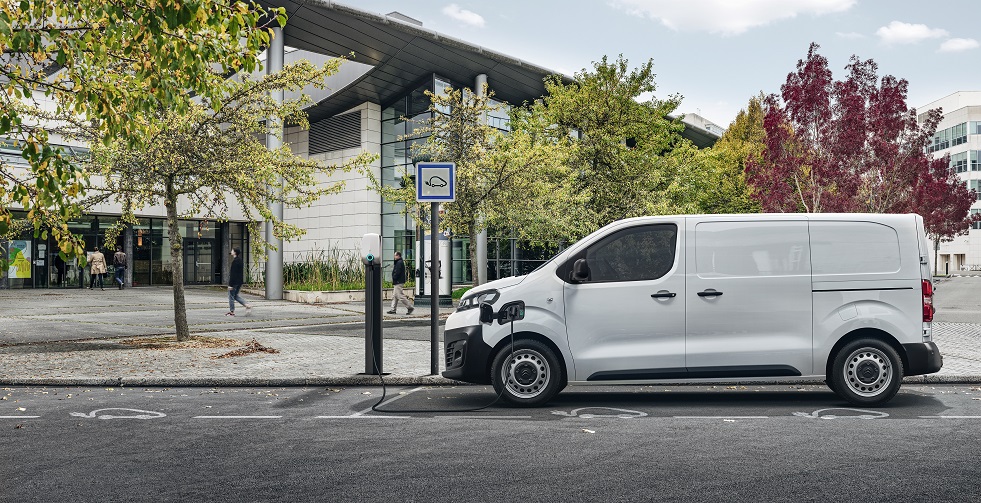 NEW ALL-ËLECTRIC CITROËN Ë-DISPATCH VAN AVAILABLE TO ORDER NOW IN THE UK