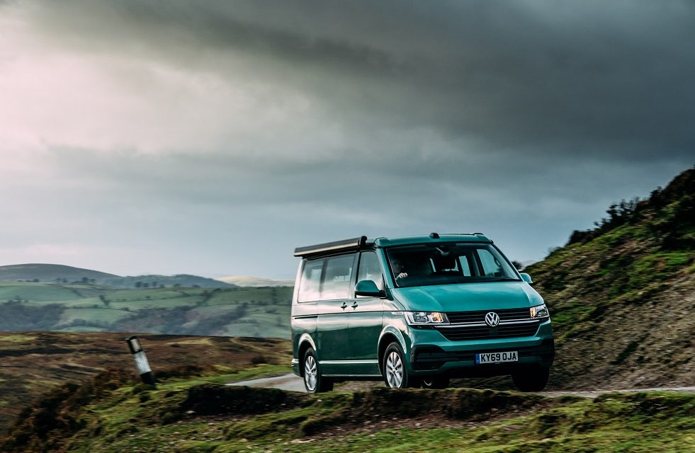 VOLKSWAGEN COMMERCIAL VEHICLES AND MARTIN DOREY REVEAL HOW TO GO OFF-GRID THIS SUMMER