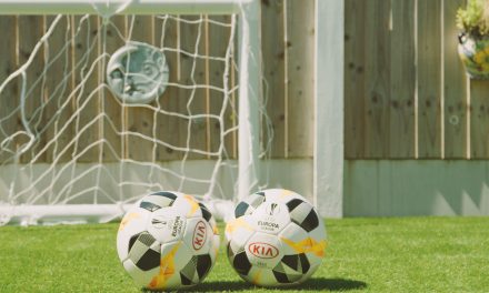 WARRINGTON DEALERSHIP SUPPORTS EAGLE SPORTS FC WITH HOME TRAINING KITS
