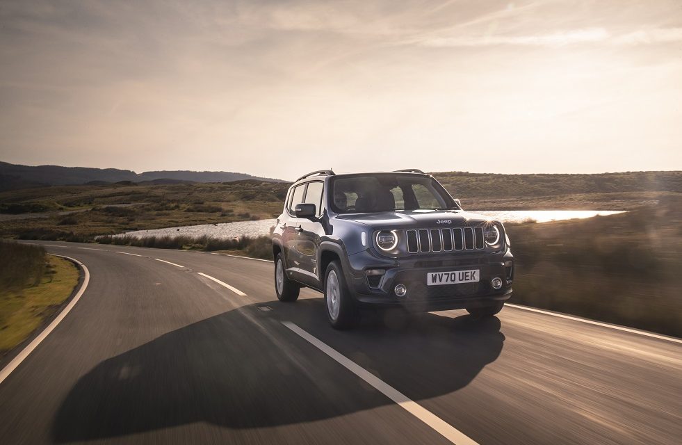 RENEGADE 4XE: THE JEEP® TAKE ON THE PLUG-IN HYBRID