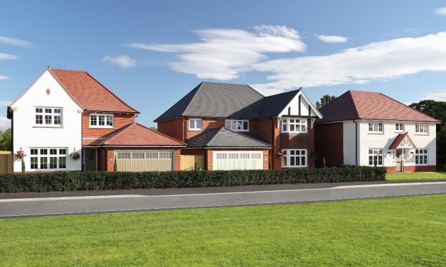 REDROW OFFERS COMMUNITY CASH FOR CAUSES IN WEST CHESHIRE