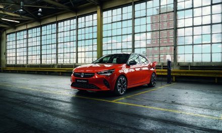 ALL-ELECTRIC VAUXHALL CORSA-E NAMED THE SUN CAR OF THE YEAR 2020