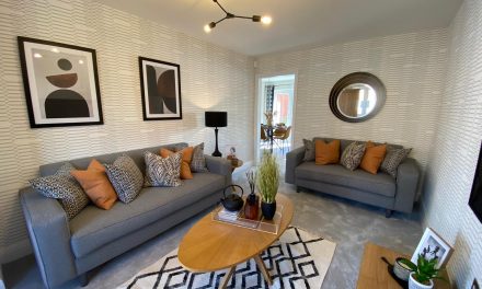FIVE GIFTS TO HELP HOMEBUYERS WRAP UP A MOVE