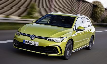 New Golf Estate arrives in UK with more space, style and standard-fit equipment than ever before