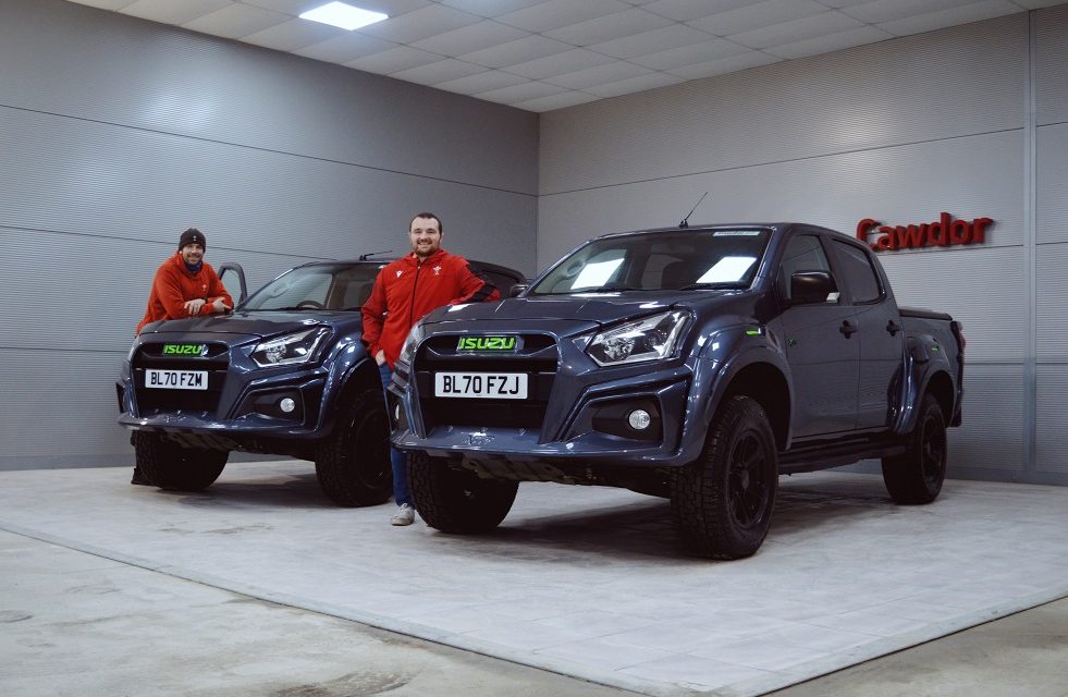 Isuzu D-Max XTR Colour Edition dazzles Welsh rugby stars