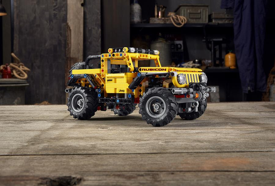 MAKE THE WHOLE WORLD YOUR PLAYGROUND WITH THE NEW LEGO® TECHNIC™ JEEP® WRANGLER