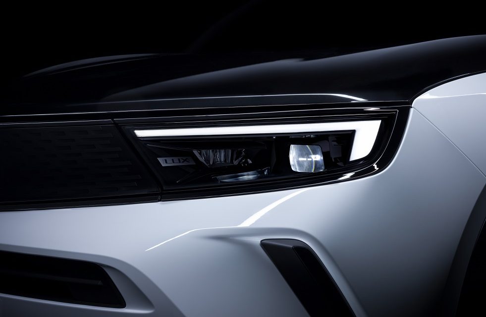 Vauxhall Mokka and Mokka-e available with leading IntelliLux LED Matrix lights
