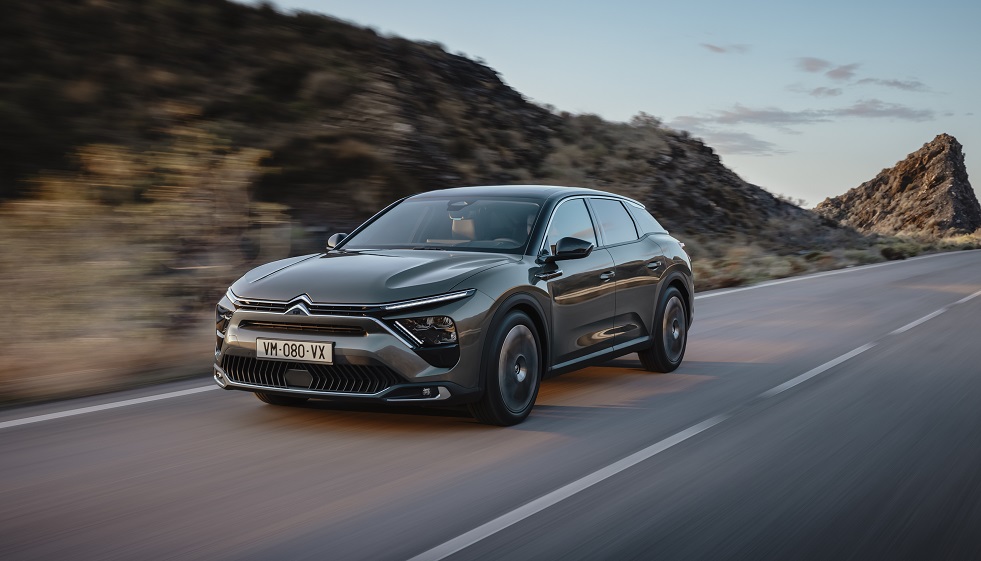 Citroën reveals all-new C5 X – an innovative and advanced flagship model