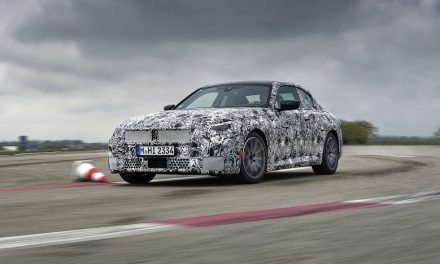 On the final straight to unique driving dynamics: The new BMW 2 Series Coupé