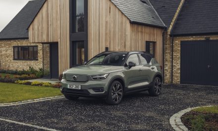 Volvo starts online sales and subscriptions for extended XC40 Recharge pure electric SUV range