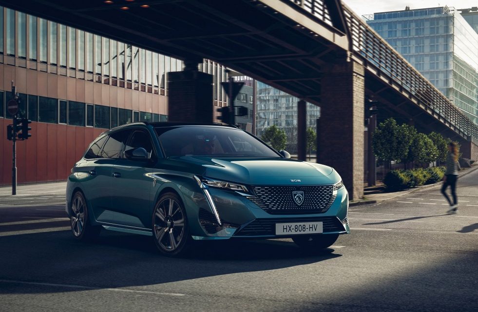 PEUGEOT reveals the new 308 SW