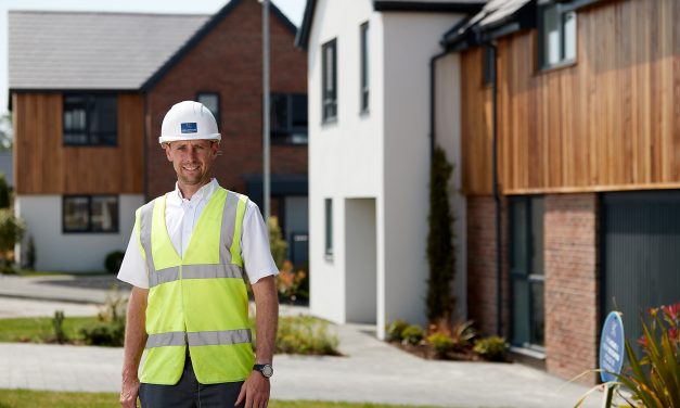 TWO KINGSWOOD HOMES SITE MANAGERS CROWNED BEST IN THE BUSINESS