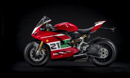 A special motorcycle as a tribute to Troy Bayliss: the Ducati Panigale V2 Bayliss 1st Championship 20th Anniversary