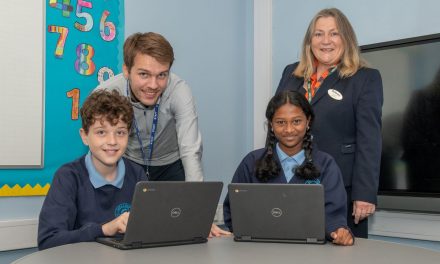 Bellway buys chromebooks for Melling Primary pupils