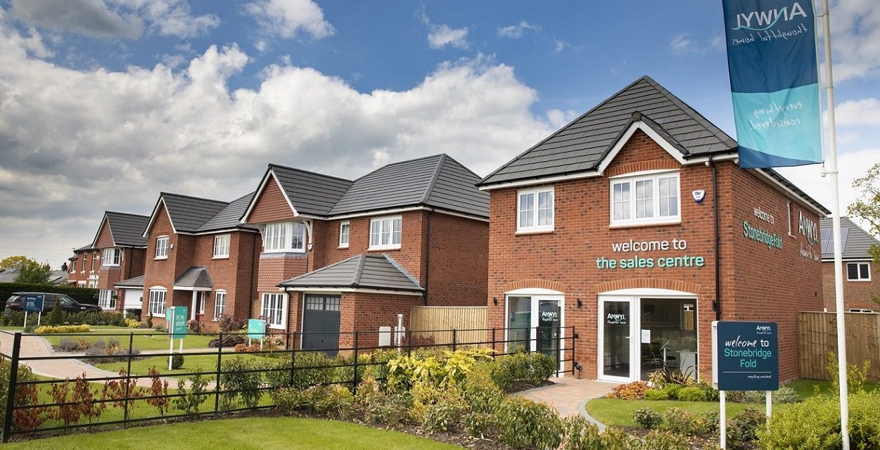 LOVE LIVING IN LONGRIDGE – FOR LESS