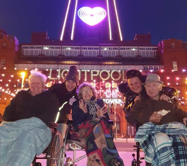 CAREHOME RESIDENTS ENJOY FIRST POST-LOCKDOWN VISIT TO SEE BLACKPOOL ILLUMINATIONS