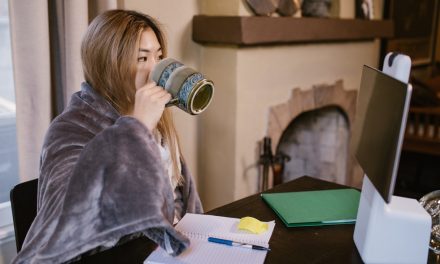 Top 4 reasons why you should gain an AAT qualification