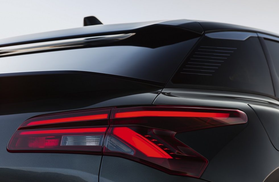 New Citroën C5 X: open for orders now in the UK