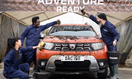 From suds to mud! New Dacia mud wash opens in London for 4×4’s in need of an adventure