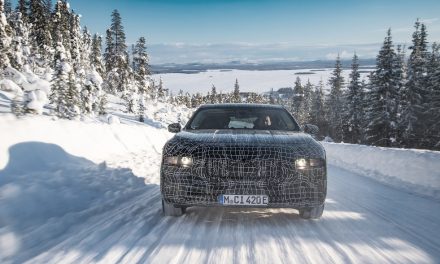 Endurance test on ice and snow: The BMW i7 undergoes driving dynamics testing at the polar circle