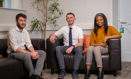 Business offers school leavers chance to accelerate career while at university