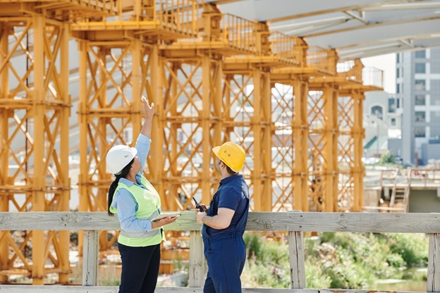 The Essential Guide to Winning Contracts in Construction