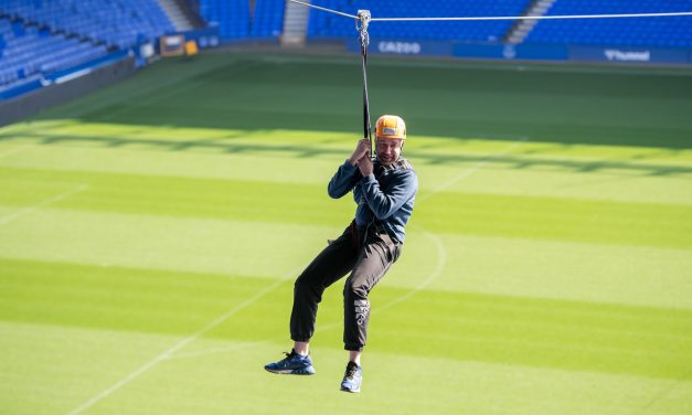 Daring Blues supporters raise £26K for Everton in the Community