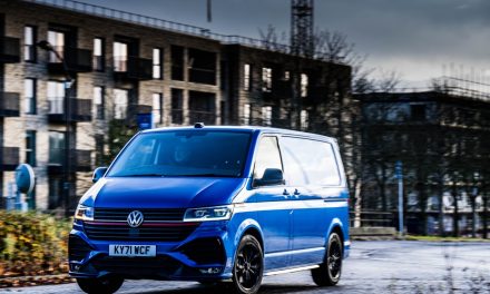 Volkswagen Commercial Vehicles steps into spring with 25 per cent discount offer on fixed-price service and All-In plans