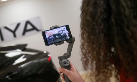 The high-tech Live Showroom that lets customers connect direct with Nissan from their home or office