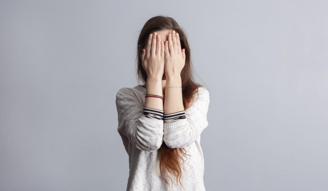 AWKWARD ENCOUNTERS: BRITS’ MOST EMBARRASSING MOMENTS REVEALED 