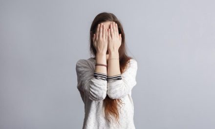 AWKWARD ENCOUNTERS: BRITS’ MOST EMBARRASSING MOMENTS REVEALED 