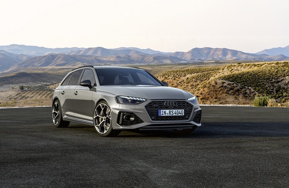 Heightened emotions: The new competition packages for the Audi RS 4 Avant and Audi RS 5