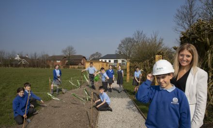 ANWYL HELPS SCHOOL ALLOTMENT PROJECT GROW
