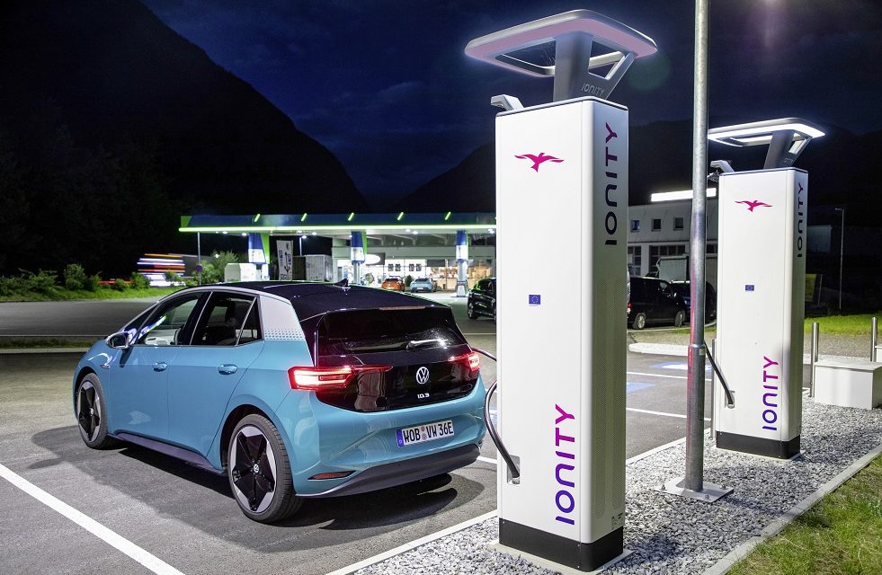 Quality offensive: Volkswagen makes charging easier and more convenient