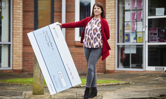 Homebuilder’s £1,000 donation provides key support to local Lancashire charity
