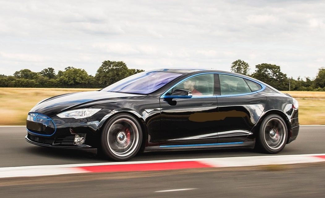 Charged up Brits plug into electric vehicle driving experiences