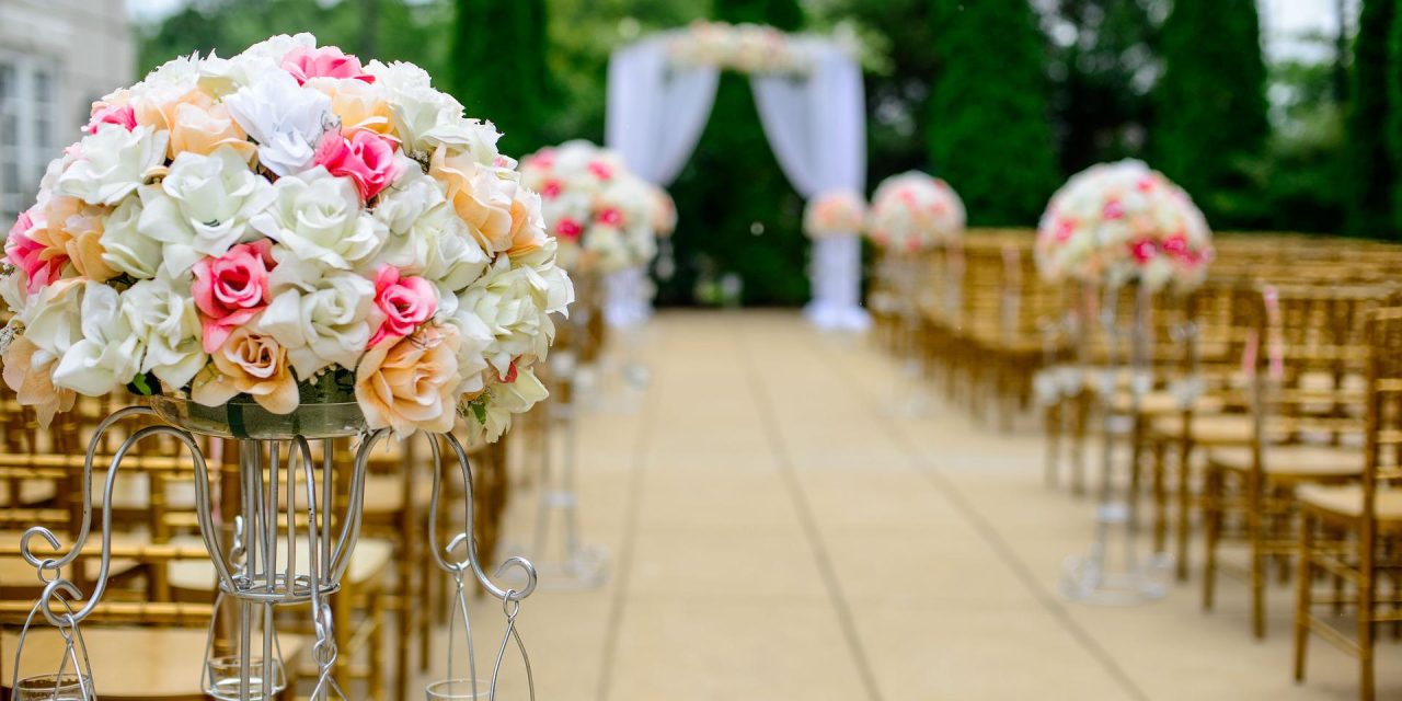 How Are Couples Planning Big Weddings After COVID?