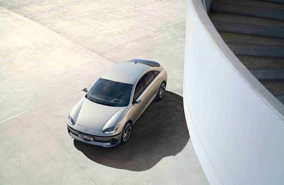Hyundai IONIQ 6 Electrified Streamliner Debuts with Extended Range and Innovative Personal Space