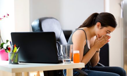 Tips to reduce hay fever in the workplace