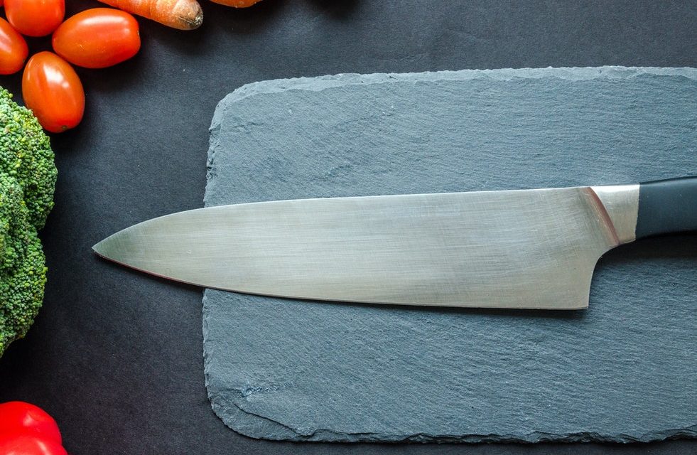 Benefits of Buying A Carbon Steel Knife